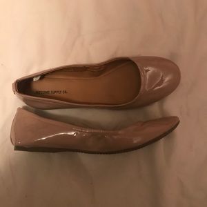 Nude ballet flats